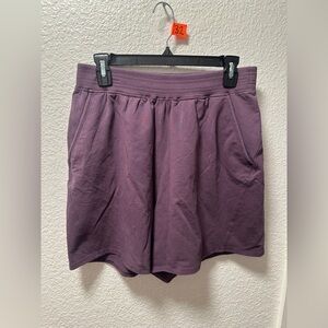 Lululemon ladies shorts size 8. A32